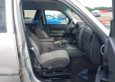 2007 Dodge Nitro Sxt z USA, uszkodzony, nr VIN 1D8GU28K37W562598